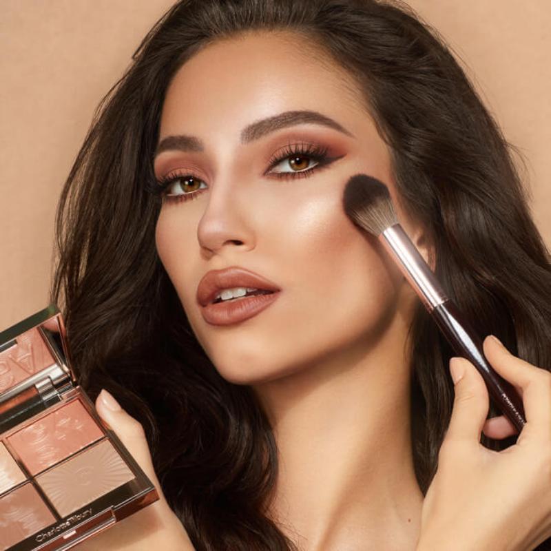 Charlotte Tilbury - NUDEGASM FACE PALETTE Charlotte Tilbury - NUDEGASM FACE PALETTE