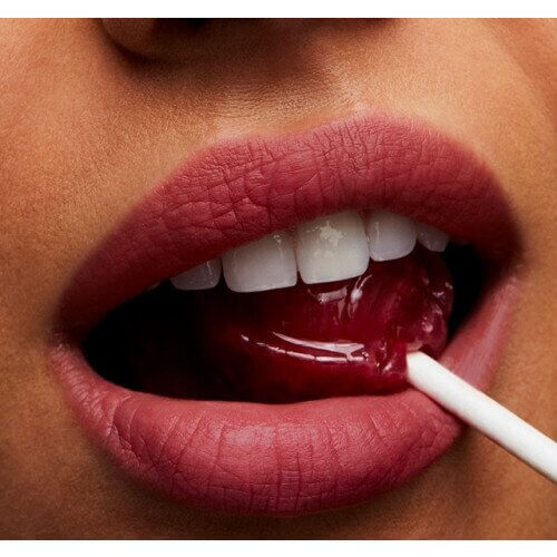 MAC Powder Kiss Lipstick -  Stay Curious  MAC Powder Kiss Lipstick -  Stay Curious