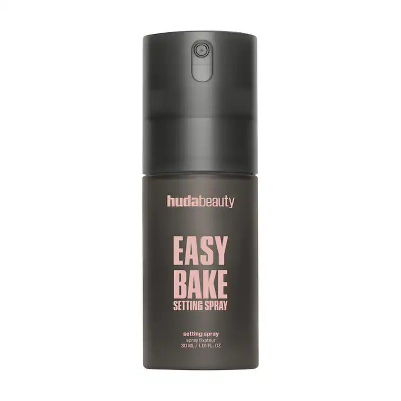 HUDA BEAUTY  Easy Bake Blurring Setting Spray with 16-Hour WeaR
