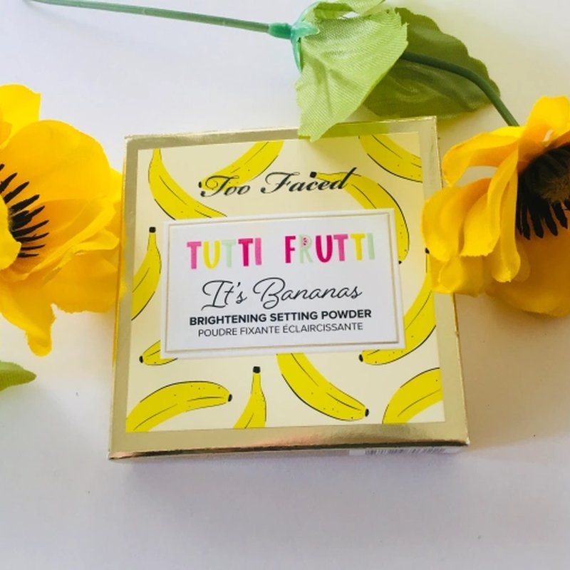 Too Faced It's Bananas Brightening Setting Powder